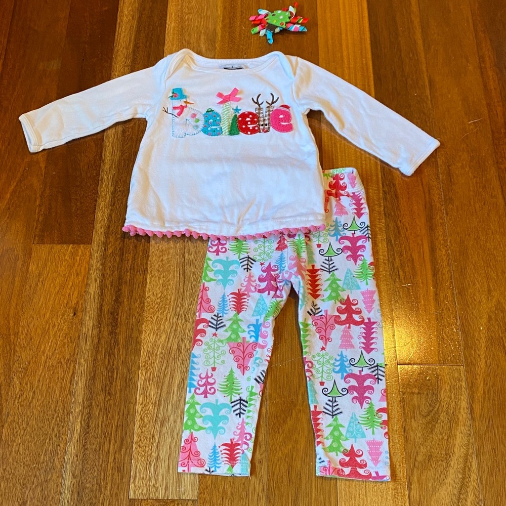Mud Pie Christmas Top, Leggings, and Bow, Size 6-9 months